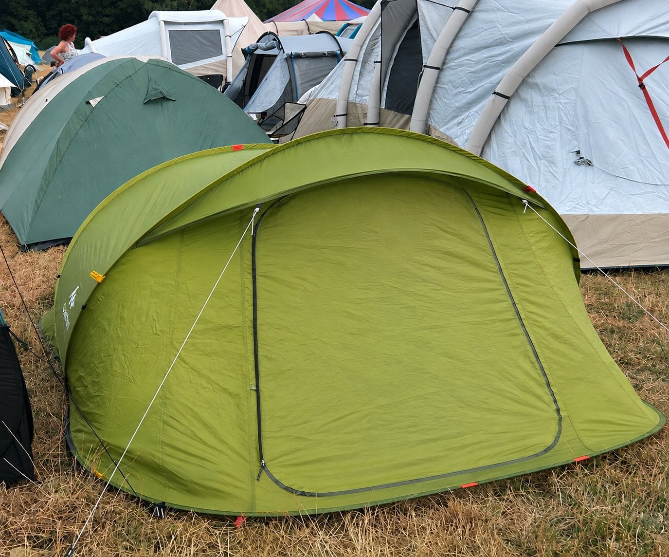 Quechua 2 Seconds Pop Up Tent - 3 personen, Ophalen, Zo goed als nieuw, Tot en met 3