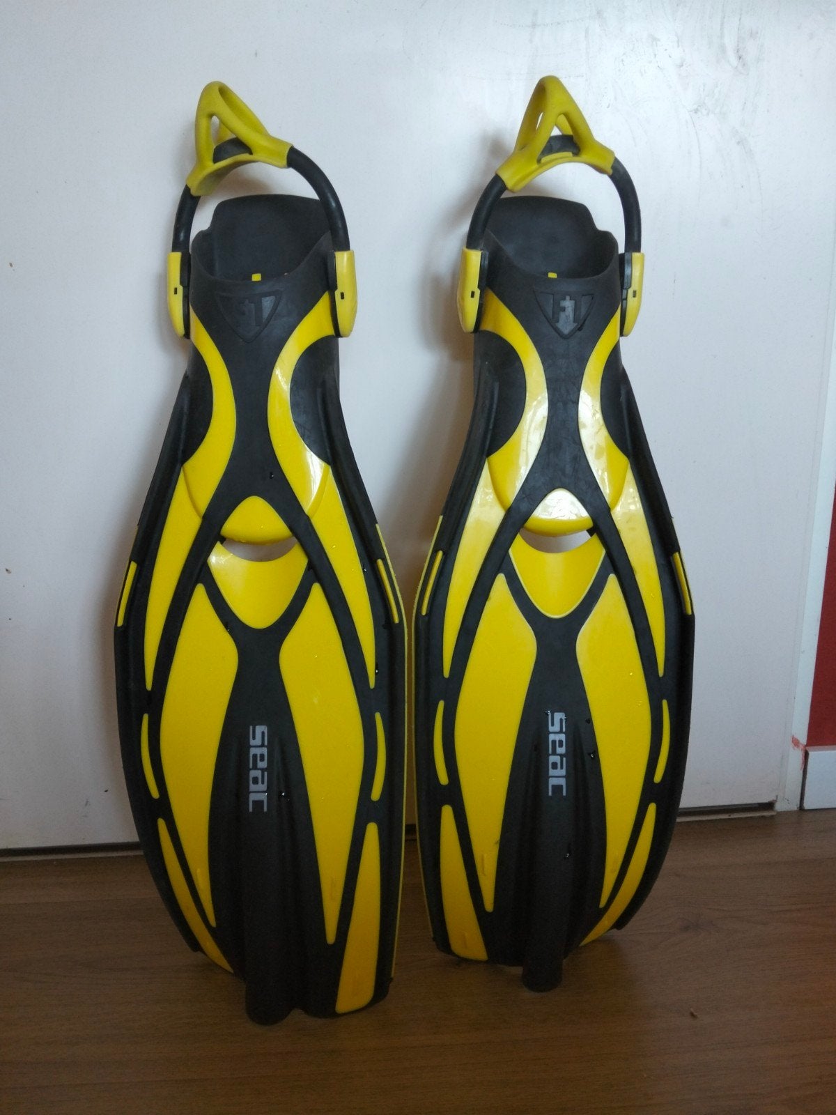 Seac buitenvinnen - Geel/Zwart L-Xl, Watersport en Boten, Ophalen, Gebruikt, Zwem- of Duikvliezen