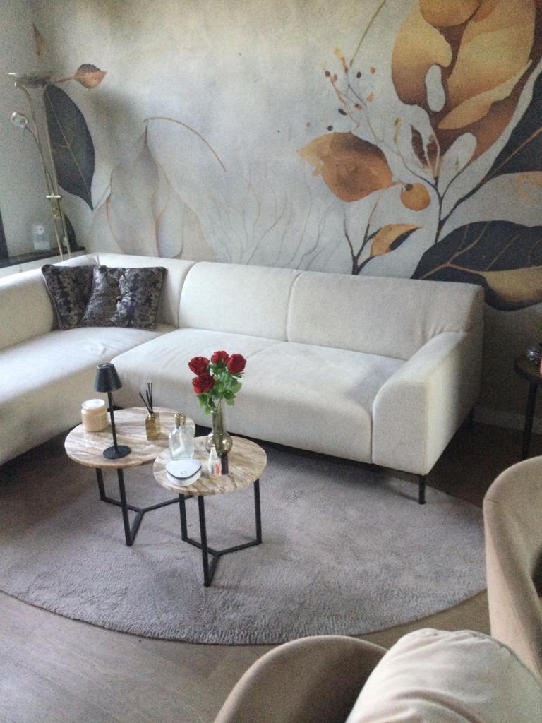 Beige hoekbank, z.g.a.n. Afm. 2,00 x 2,50 mtr,  excl kussens, Ophalen, Zo goed als nieuw, Stof