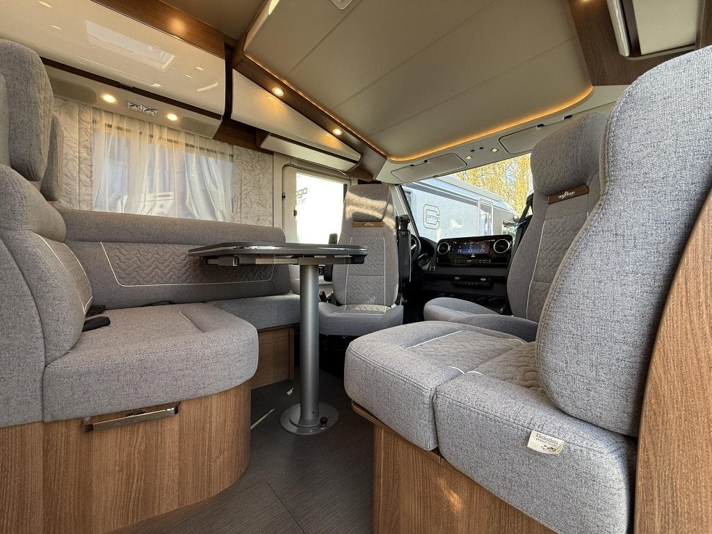 Carthago C2-Tourer 147 RB - AUTOMAAT - 170 PK, Standaard zit, Koelkast, Ringverwarming, Airbags