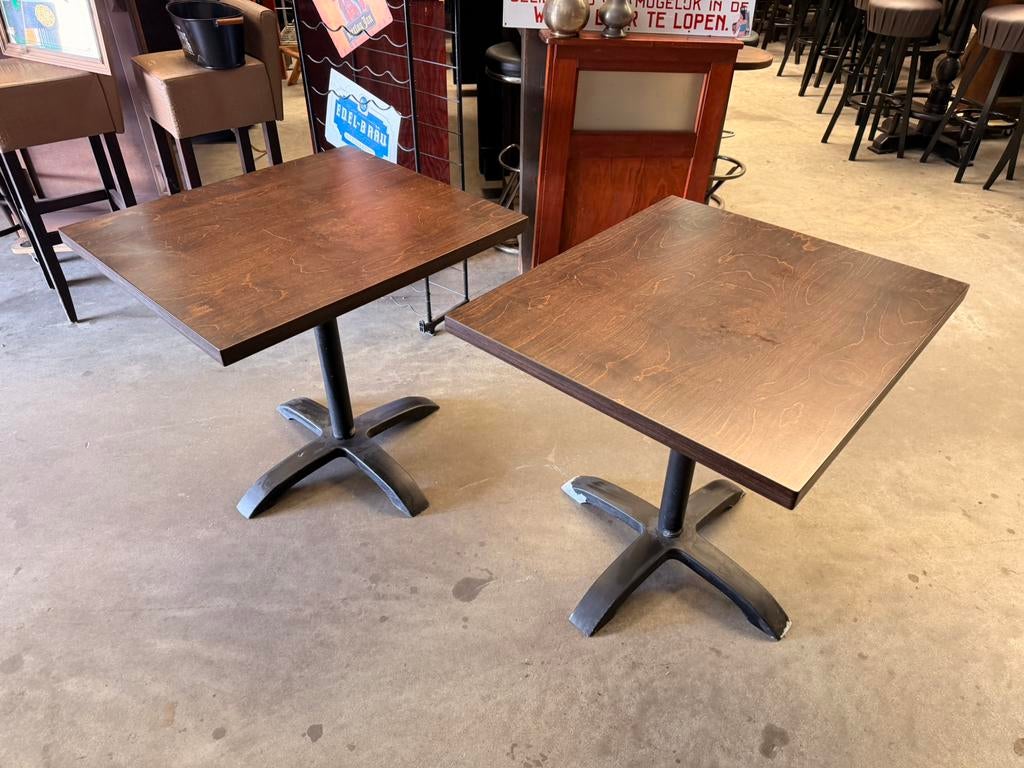 2 eettafels 70x80 cm bijzettafel tafel, Gebruikt, 50 tot 100 cm, Cafe bar kroeg mancave kantine retro vintage, Vier personen