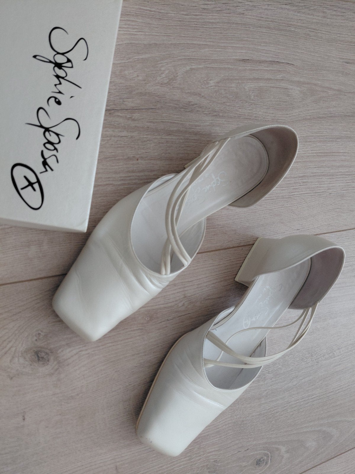 Bruidsschoenen van Sophie Sposa - Karen  maat 37, Wit, Ophalen of Verzenden, Gedragen, Schoenen met lage hakken