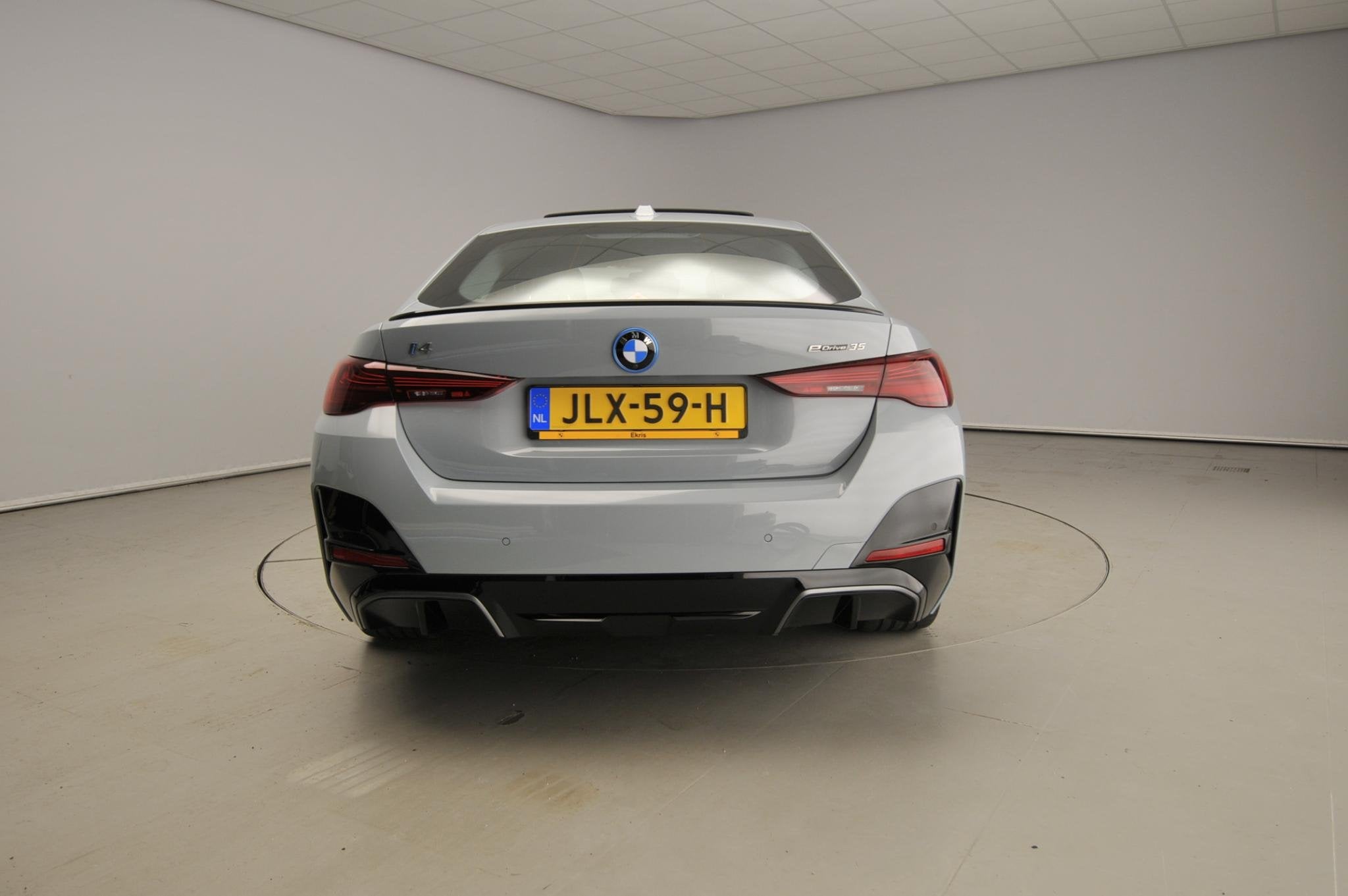 BMW i4 Gran Coupé eDrive35 | M-Sportpakket | LED | Leder |, Auto's, Dealer onderhouden, Gebruikt, Met garantie (alle), 420 min