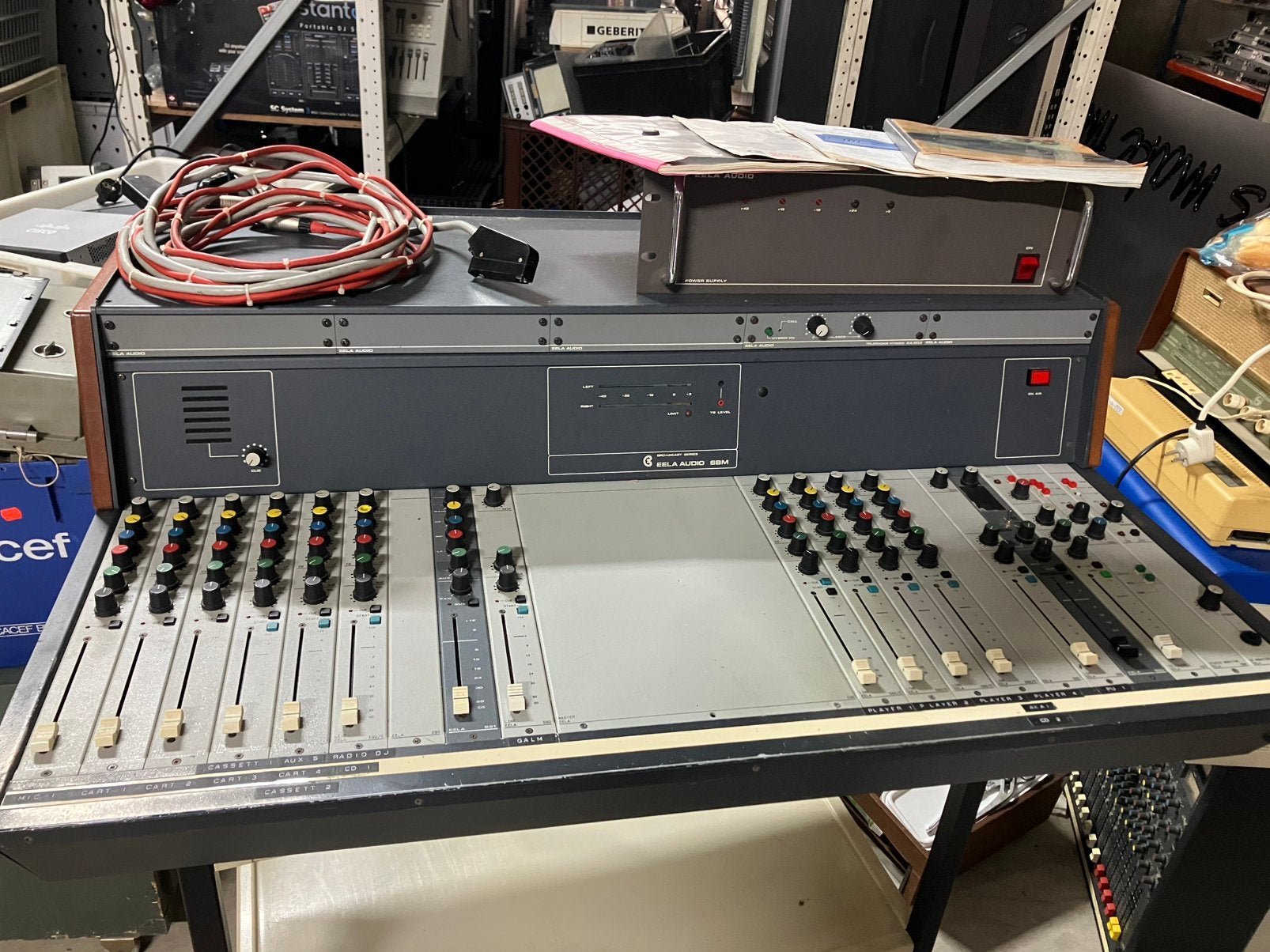 Eela sbm90 met voeding aansluitkabels manuals, Ophalen, Microfooningang, Eela audio, 10 tot 20 kanalen