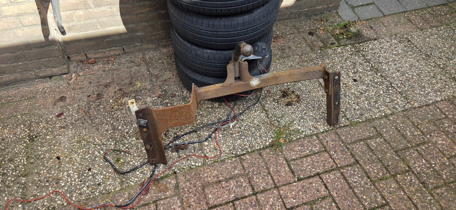 Trekhaak Toyota Starlet P9 (1996-1999), Ophalen, Gebruikt, Achter, Toyota