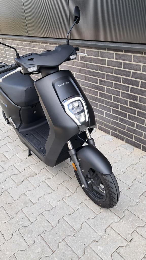 Honda EM-1 electrische bromscooter, Ophalen, Honda, Japan, Honda