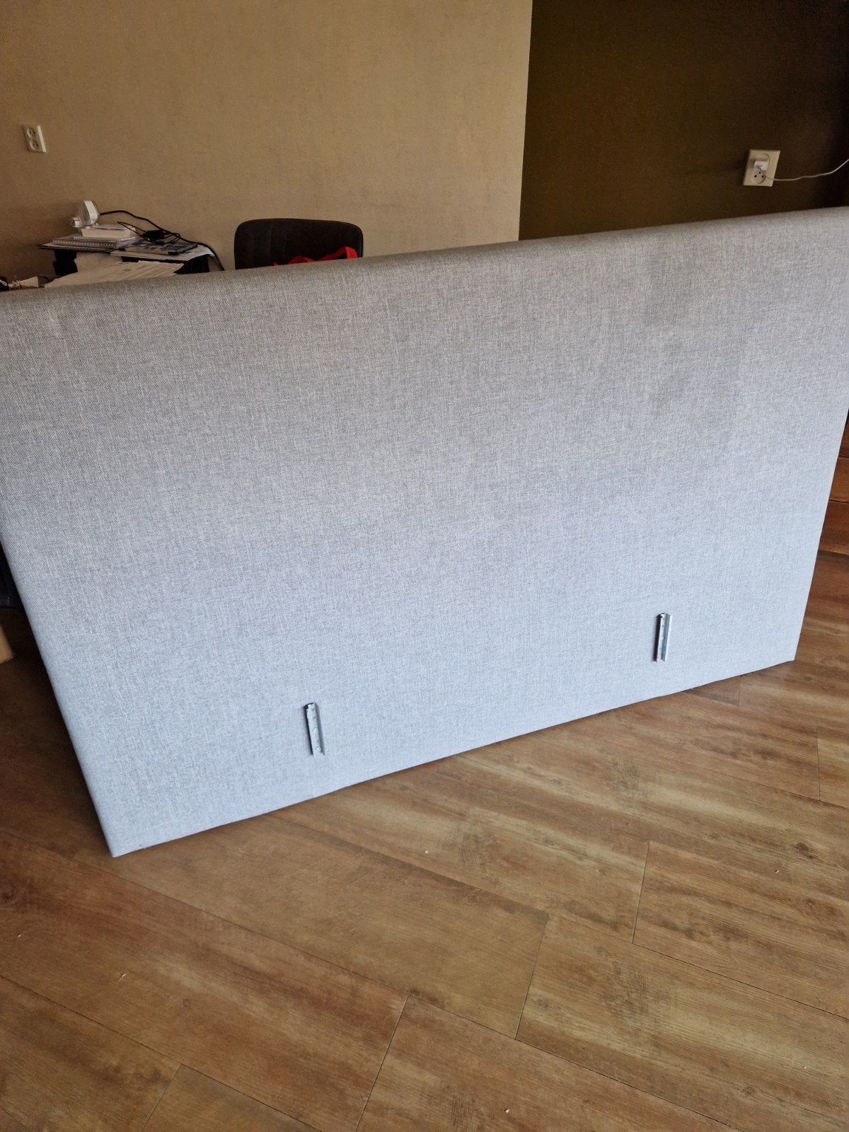 Lichtgrijs gestoffeerd hoofdbord voor bed, Ophalen, Gebruikt, Tweepersoons, 160 cm