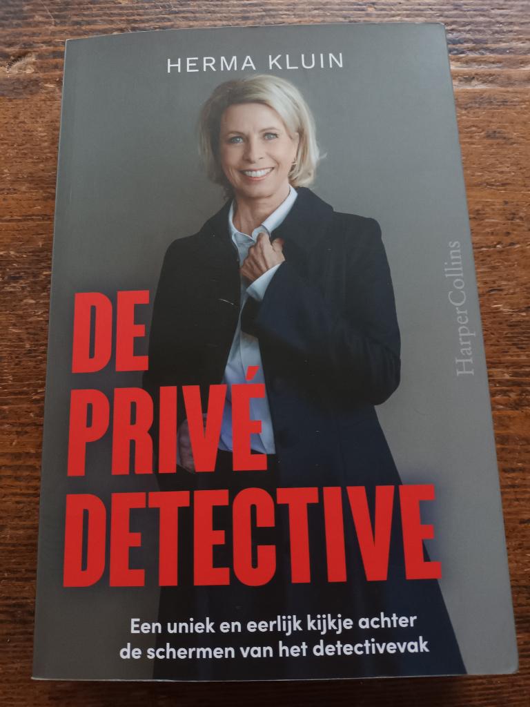 De Privé detective 2025 Een kijkje achter de schermen, Ophalen of Verzenden, Zo goed als nieuw, Sport