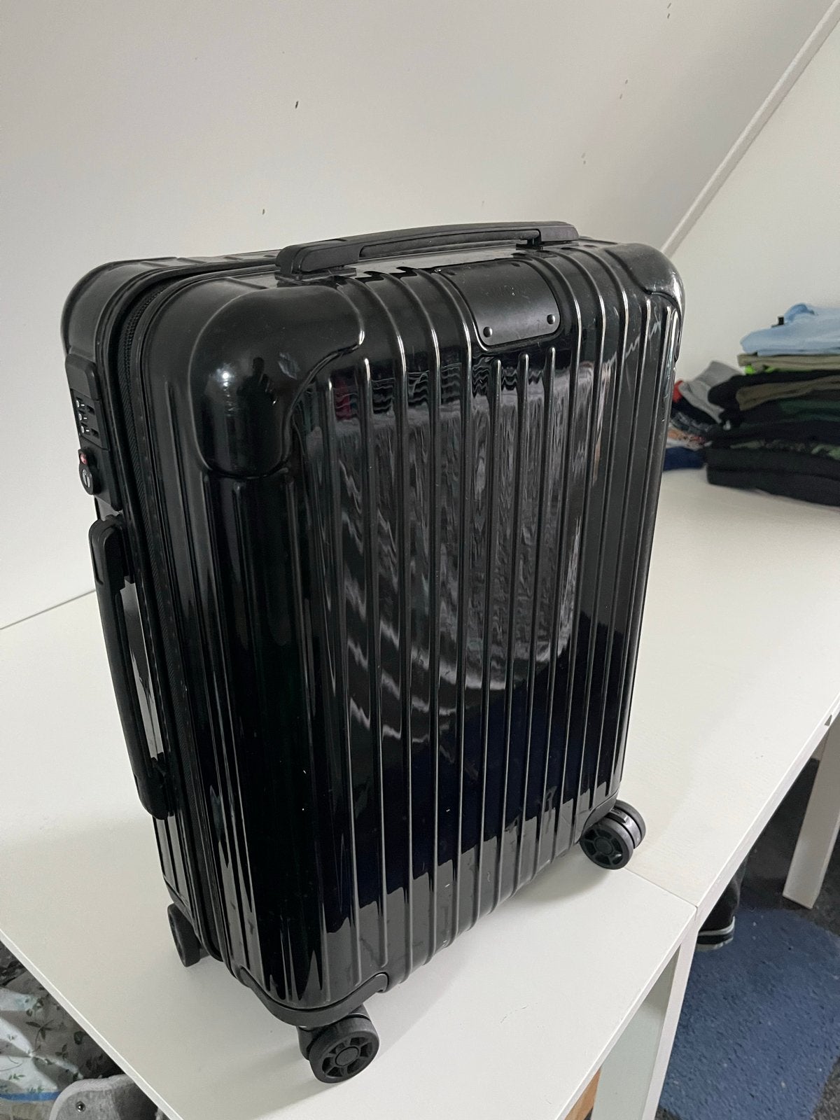 Rimowa Essential Lite Cabin S Koffer Zwart, Gebruikt, 50 tot 60 cm, Hard kunststof, Slot