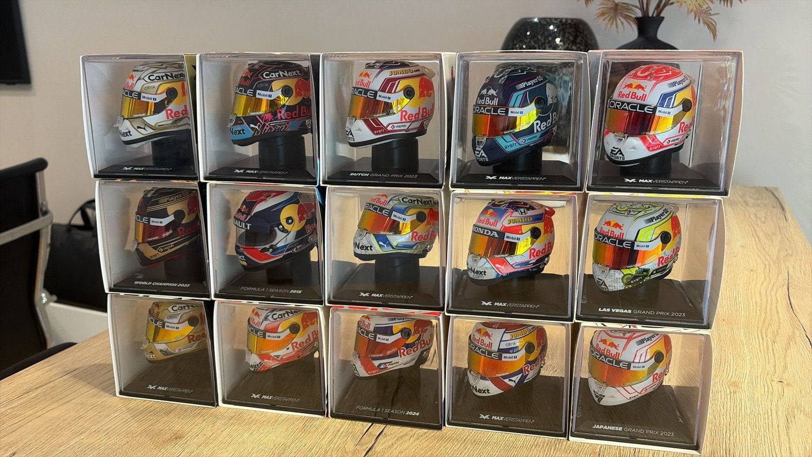 Collectie MaxVerstappen 1:4 Helmen (15x)-O.a. Toro Rosso&21, Verzamelen, Ophalen