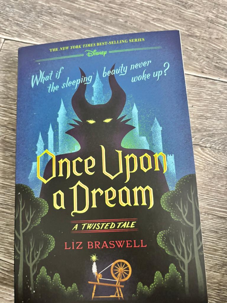 Once upon a dream what if the sleeping beauty never woke up, Ophalen, Nieuw