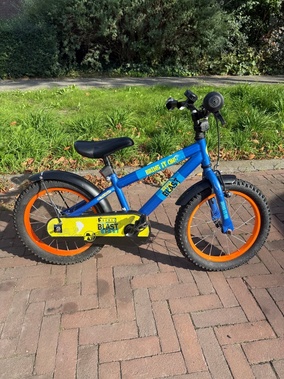 Fijne Halfords kinderfiets 16 inch, Ophalen, Zo goed als nieuw, Terugtraprem, 16 tot 20 inch