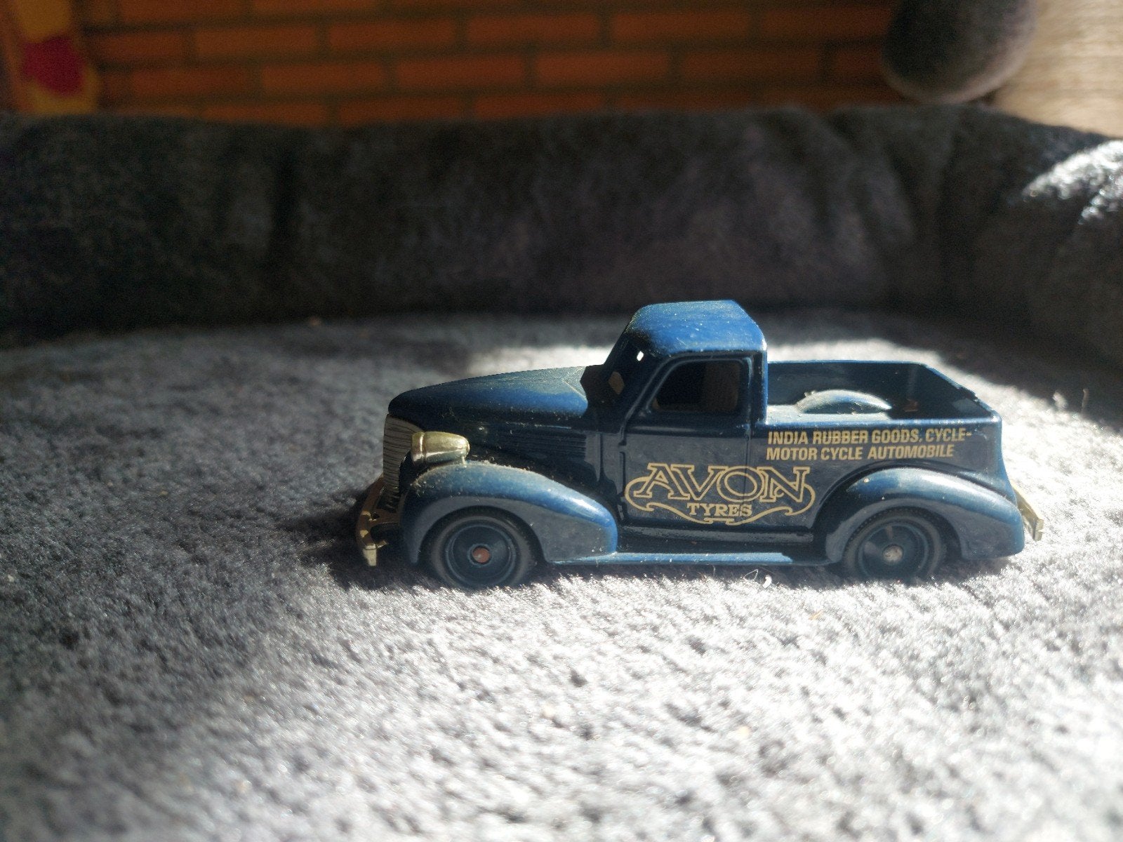 Oxford Die-Cast Avon Tyres Vrachtwagen Model, Ophalen of Verzenden