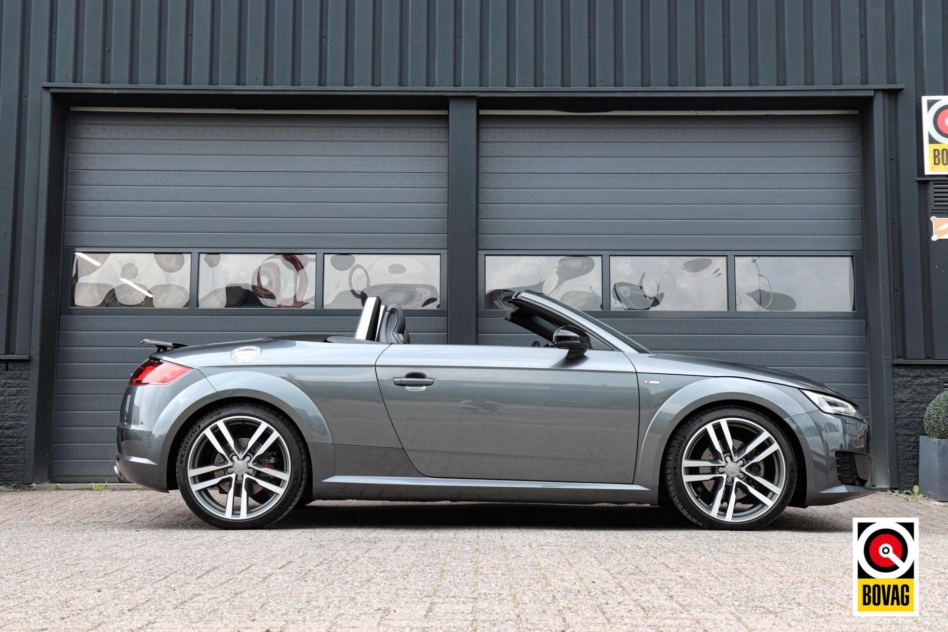 Audi TT Roadster 2.0 TFSI Quattro S-Line |LED|VIRTUAL|KEYLES, Gebruikt, 4 cilinders, Bedrijf, Vierwielaandrijving