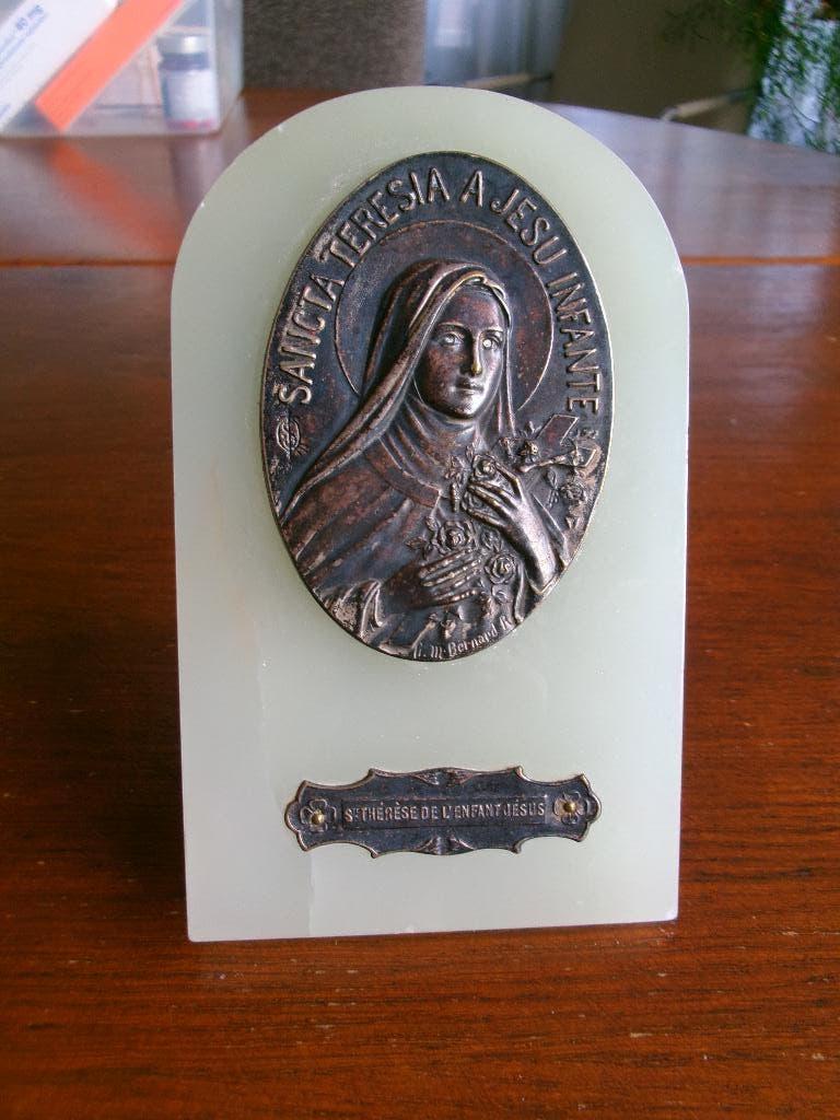 bureau Plaquette v Marmer met Theresia v Lisieux, Antiek en Kunst, Ophalen of Verzenden