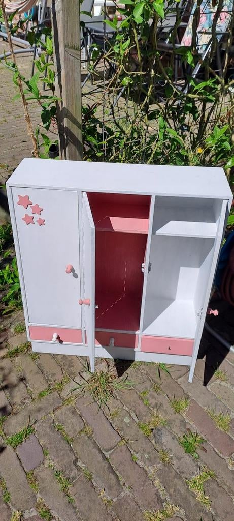 Houten kastje voor poppenkleertjes en spulletjes, Ophalen, Gebruikt, Overige typen
