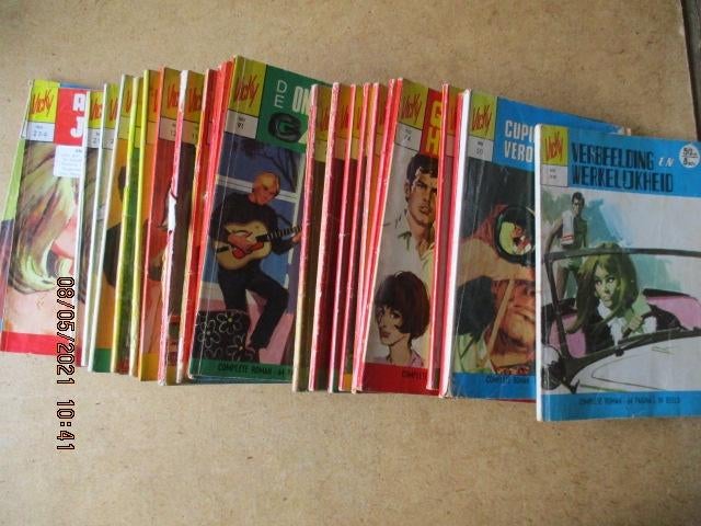 adv1974 vicky ministrip, Boeken, Stripboeken, Eén stripboek, Ophalen, Gelezen