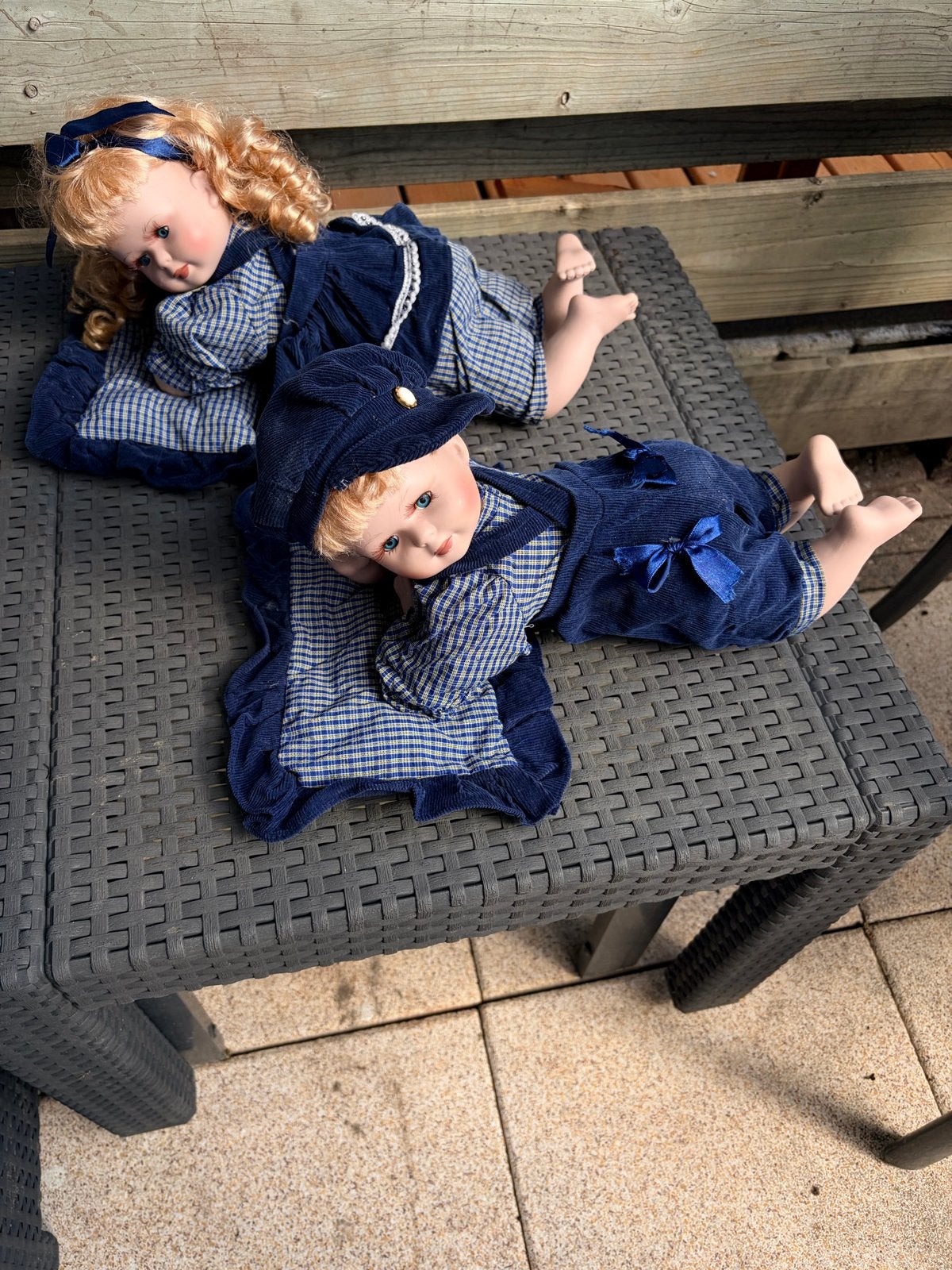 Set van 2 decoratieve verzamelpoppen: jongen en meisje, Verzamelen, Poppen, Ophalen, Zo goed als nieuw, Pop