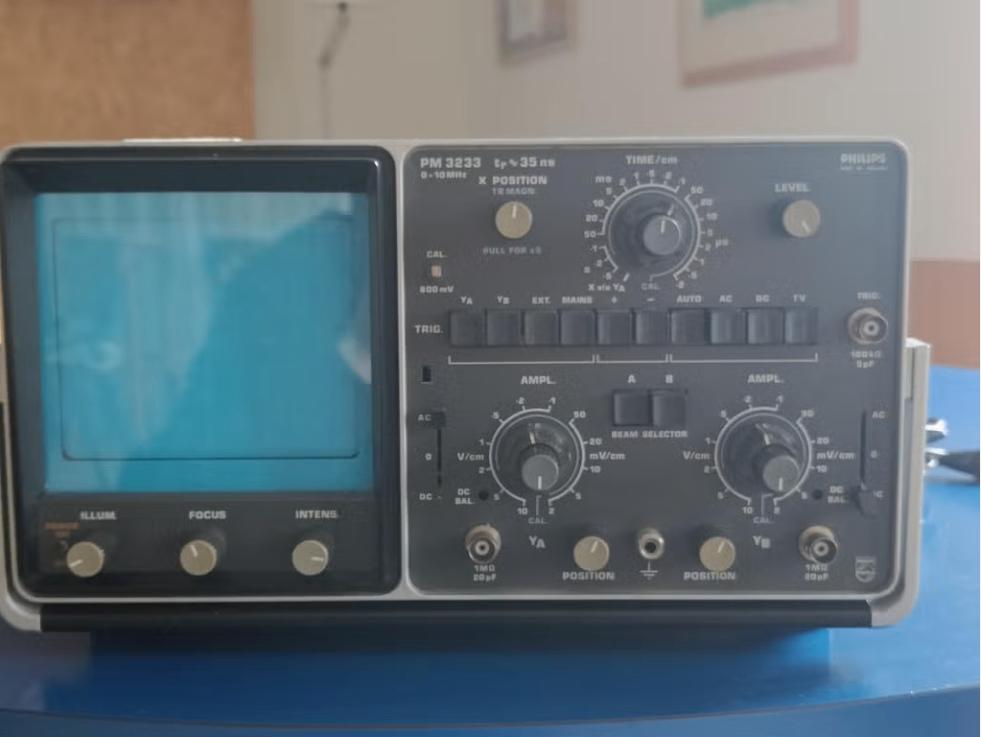 Philips PM 3233 Oscilloscope, Doe-het-zelf en Verbouw, Meetapparatuur, Ophalen, Gebruikt, Elektriciteit