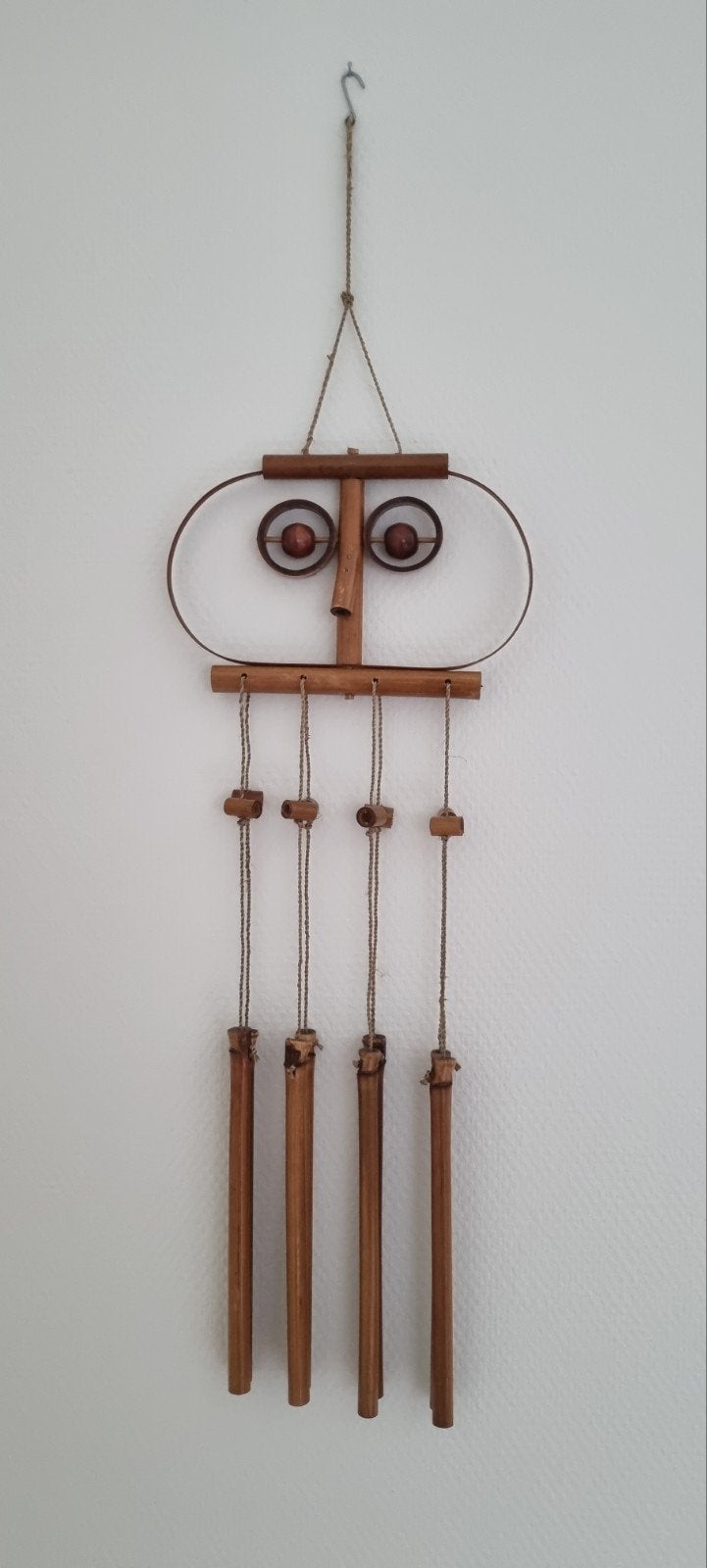 Retro bamboe windgong of raamhanger in de vorm van een uil., Ophalen, Huis en Inrichting