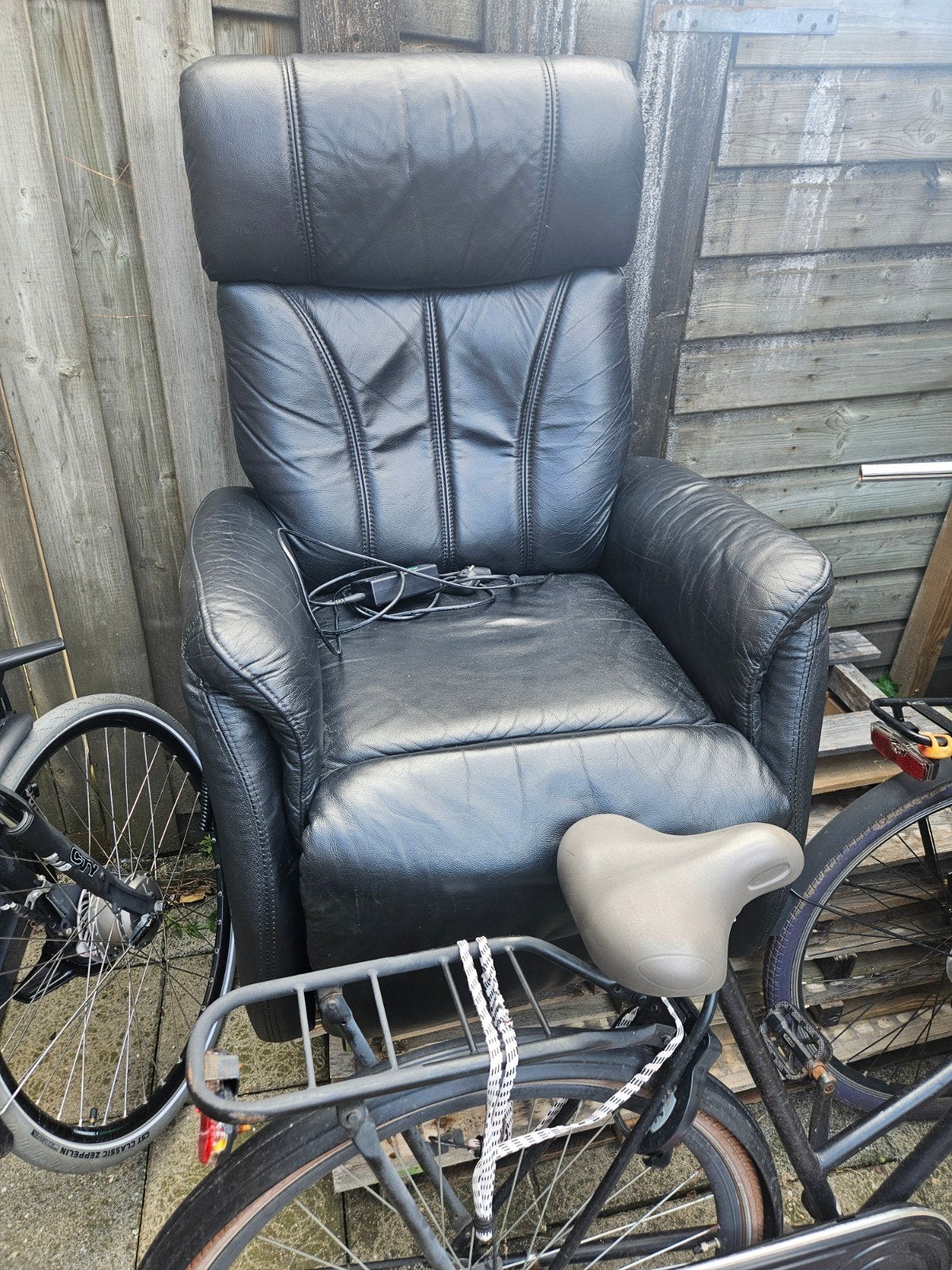 Lederen sta-opstoel, Ophalen, Gebruikt, 75 tot 100 cm, Leer