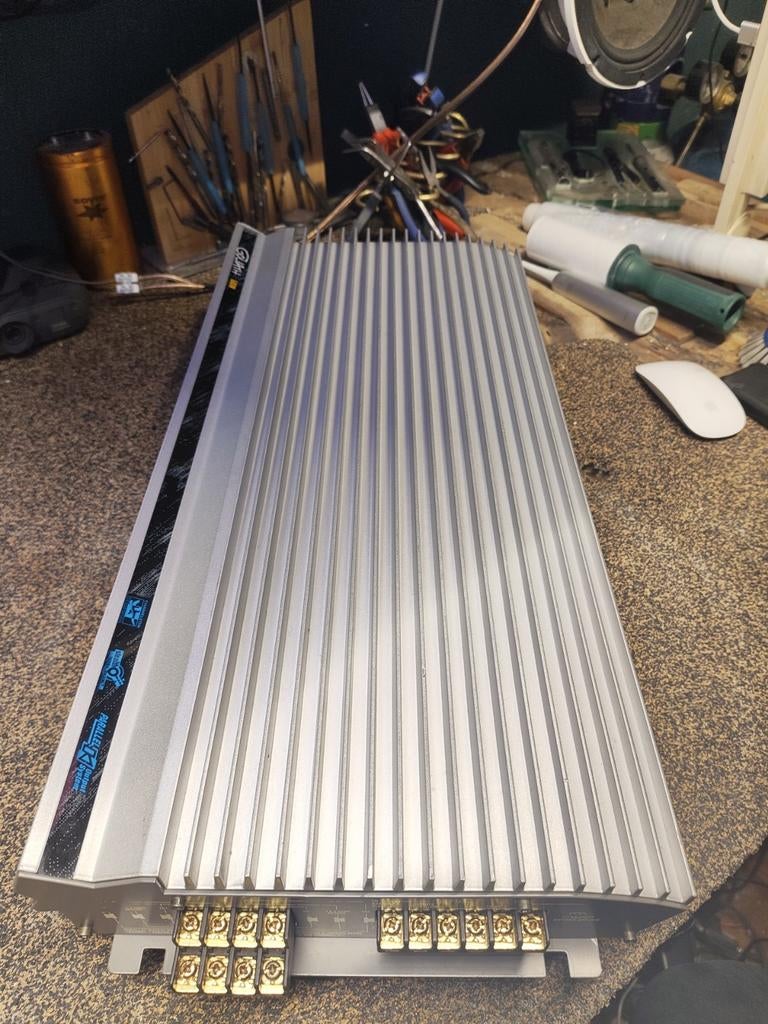 Hifonics **Goliath**Geneneration X** Oldschool**90s amp's, Overige merken, Ophalen of Verzenden, 120 watt of meer, Gebruikt