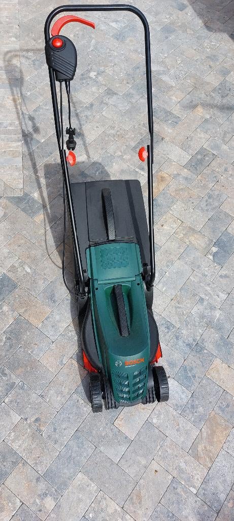 Grasmaaier, Elektrische grasmaaier, Ophalen of Verzenden, Opvangbak, 30 t/m 39 cm
