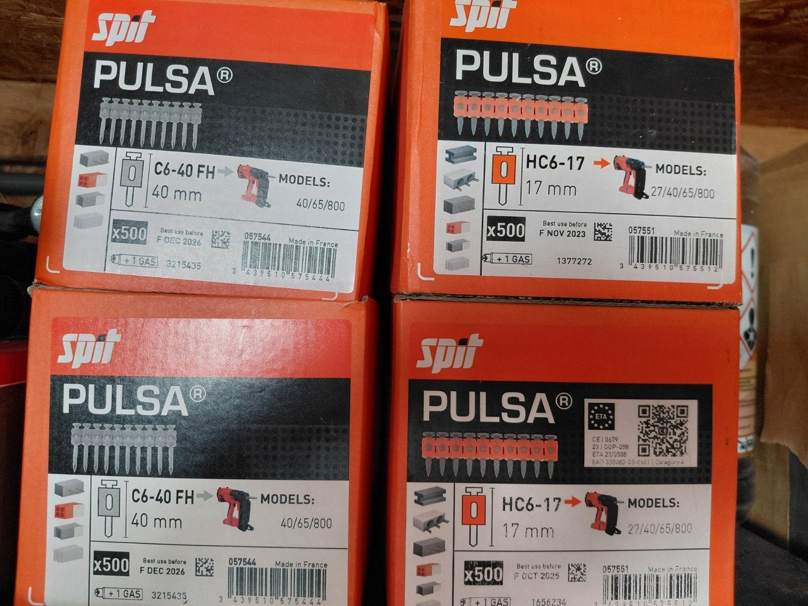 TE KOOP SPIT PULSA NAGELS, Ophalen