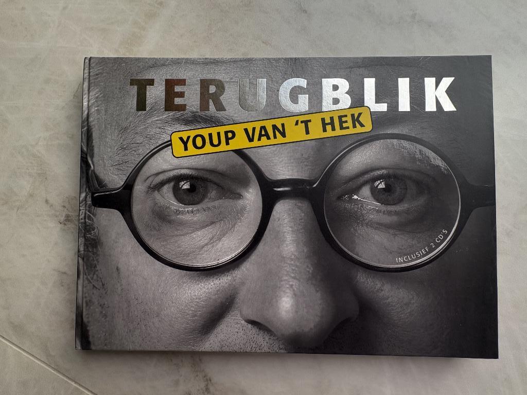 "Terugblik"  Youp van ’t Hek inclusief 2 cd’s, Ophalen, Gelezen, Nederland