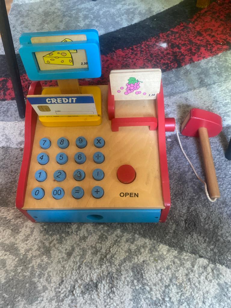 Houten kassa met papiergeld en pinpas, Ophalen of Verzenden, Gebruikt, Rekenen