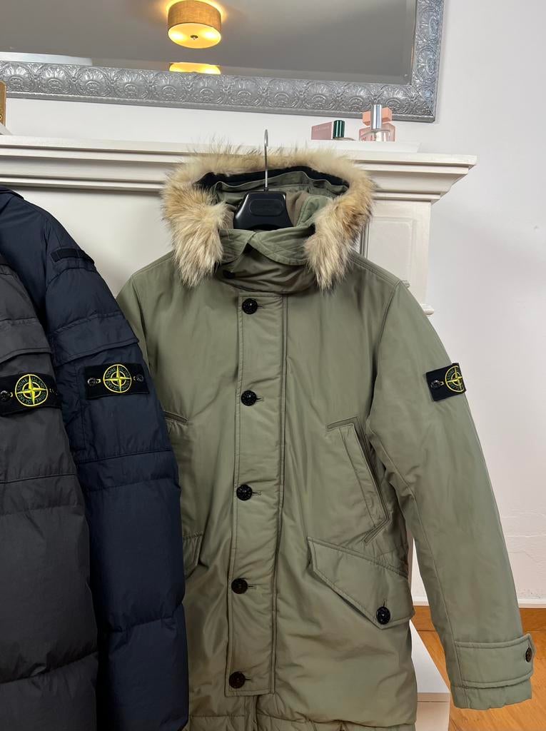 Stone Island | Micro Reps Down | Khaki Green | Size M, Kleding | Heren, Jassen | Winter, Ophalen of Verzenden, Zo goed als nieuw