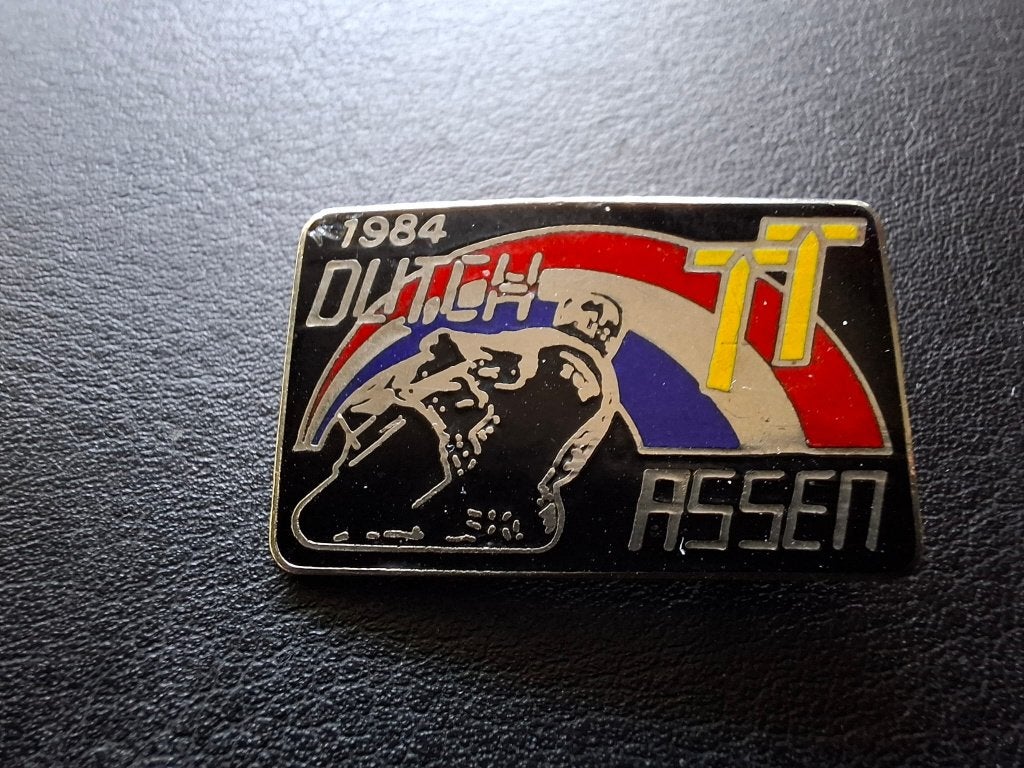 Pin speldje TT Assen 1984, Verzamelen, Ophalen of Verzenden, Zo goed als nieuw, Sport, Speldje of Pin