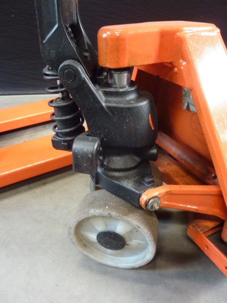Gereviseerde BT Quicklift palletwagen / pompwagen 2300kg., Doe-het-zelf en Verbouw, Ophalen, Gebruikt, Handelsonderneming Hendriksen
