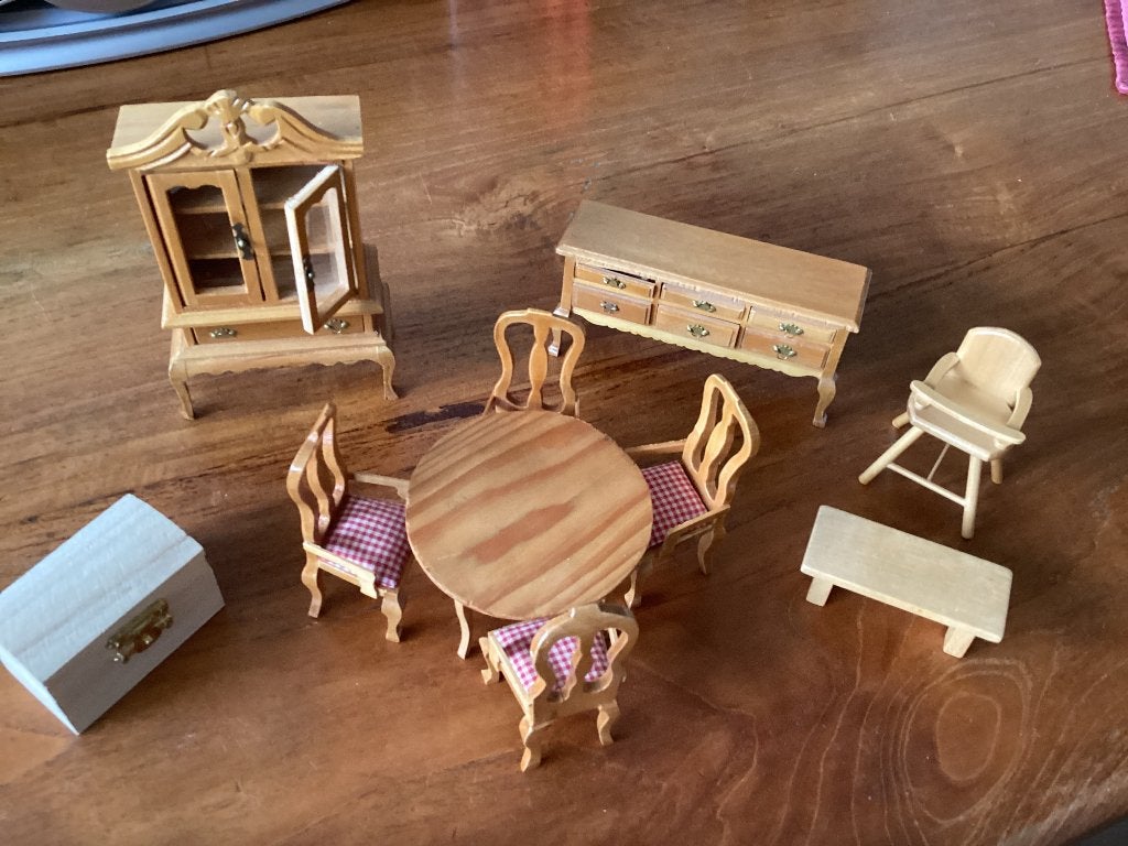 Woonkamer 1:12 (€22,50 Incl. Verzendkosten), Verzamelen, Poppenhuizen en Toebehoren, Ophalen of Verzenden, Zo goed als nieuw, Poppenhuis