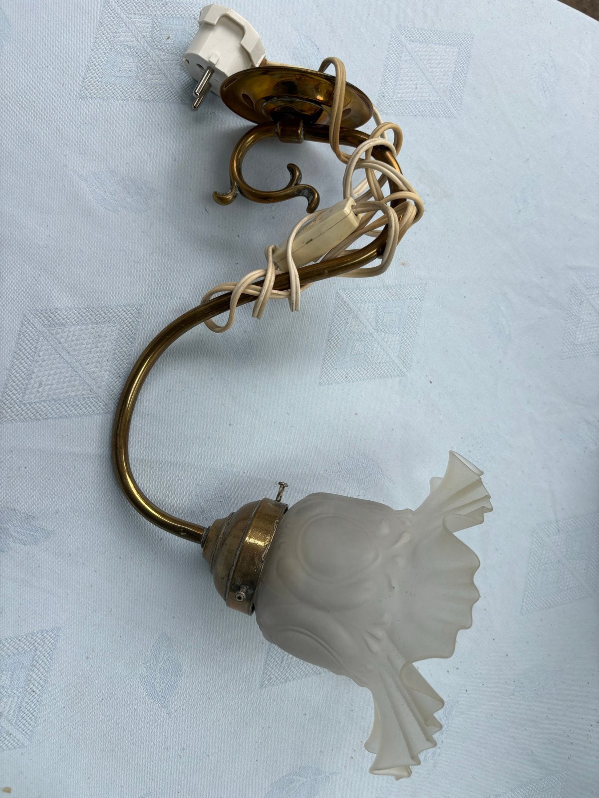 Vintage messing wandlamp met glazen kap, Ophalen