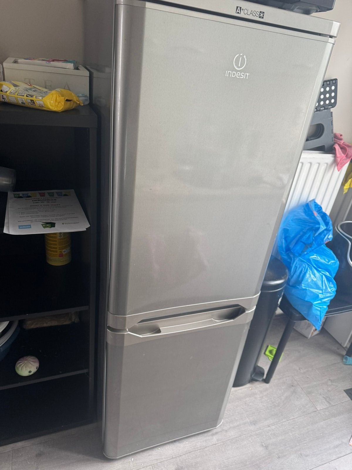 Koelkast te koop – nette staat, Witgoed en Apparatuur, Koelkasten en IJskasten, Ophalen, 200 liter of meer, Met aparte vriezer