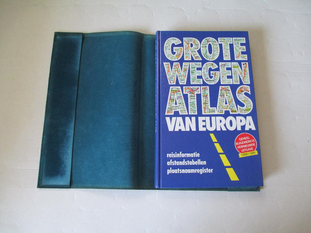 grote wegenatlas van europa 1990/1991 z.g.a.n., Boeken, Atlassen en Landkaarten, Overige typen, Zo goed als nieuw, 1800 tot 2000