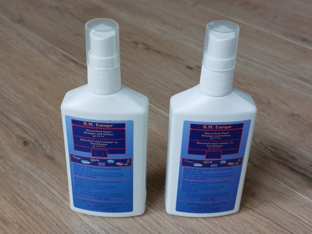 2x Waterbed vinyl reiniger 100ml, Huis en Inrichting, Slaapkamer | Waterbedden, Ophalen of Verzenden, Nieuw, Tweepersoons