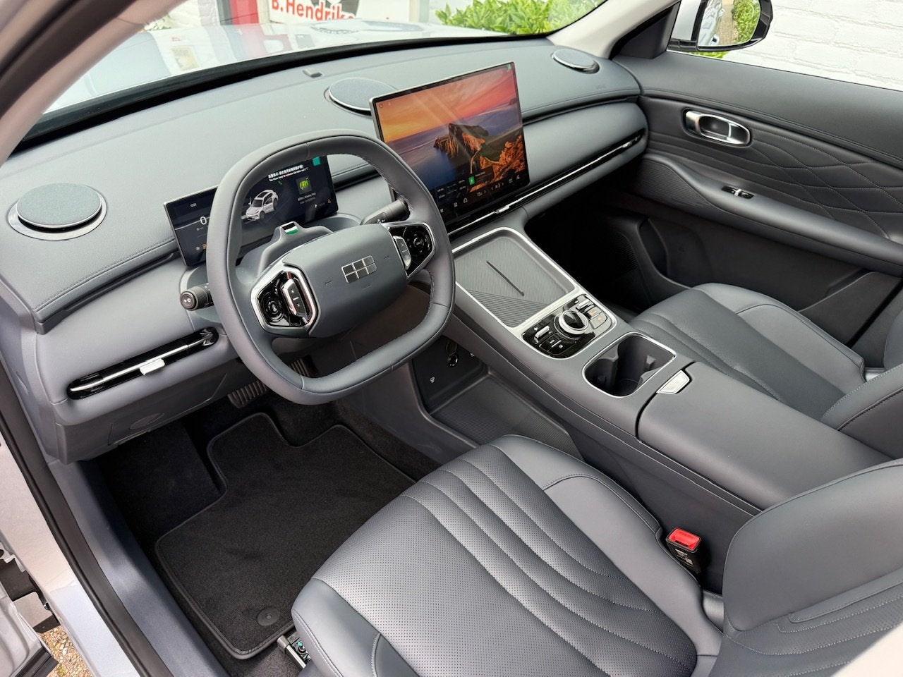 Geely Starray Em-I 1.5 Pro 262 PK Plug in Hybrid/ Nieuwe voo, Auto's, Automaat, Dealer onderhouden, Gebruikt, 4 cilinders