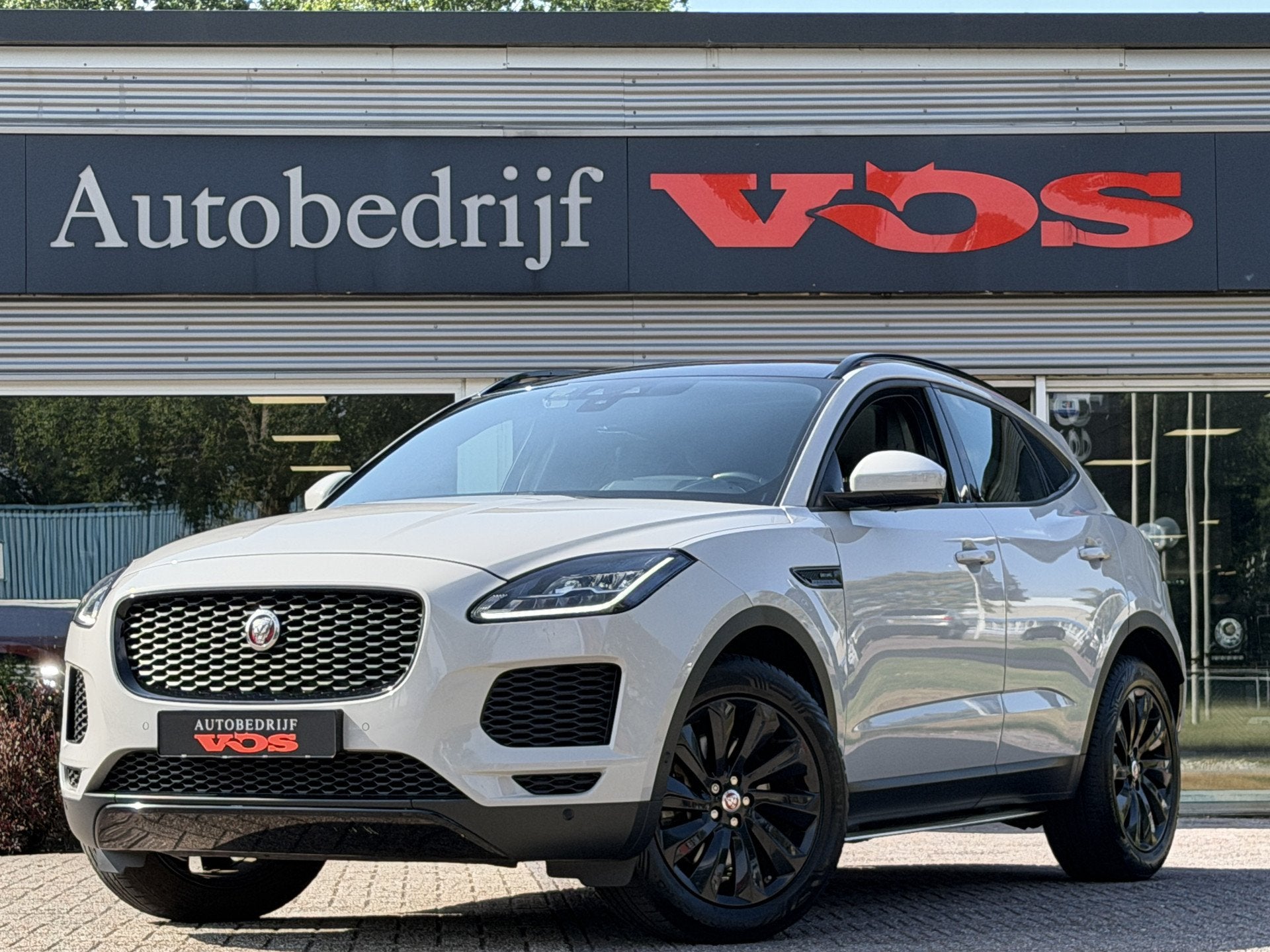 Jaguar E-Pace 2.0 P250 AWD S | Panodak | HUD | Leder | Merid, Auto's, Dealer onderhouden, 249 pk, 4 cilinders, Met garantie (alle)