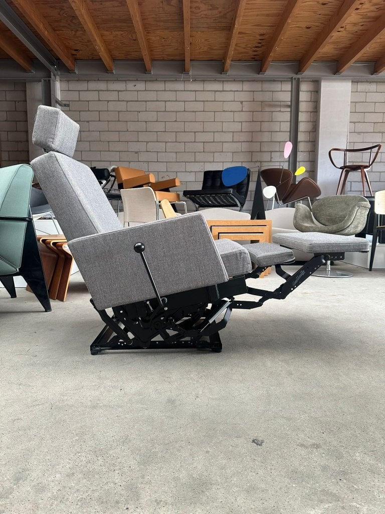 Lensvelt AVL Lazy Modernist armchair by Joep van Lieshout, Ophalen, Minder dan 50 cm, Gebruikt, Minder dan 75 cm