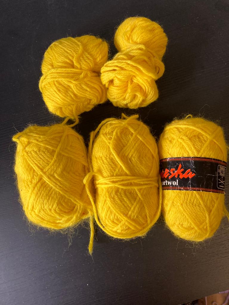3x oker gele sportwol ~  zareska + rest, Ophalen of Verzenden, Zo goed als nieuw, Breien of Haken, Wol of Garen