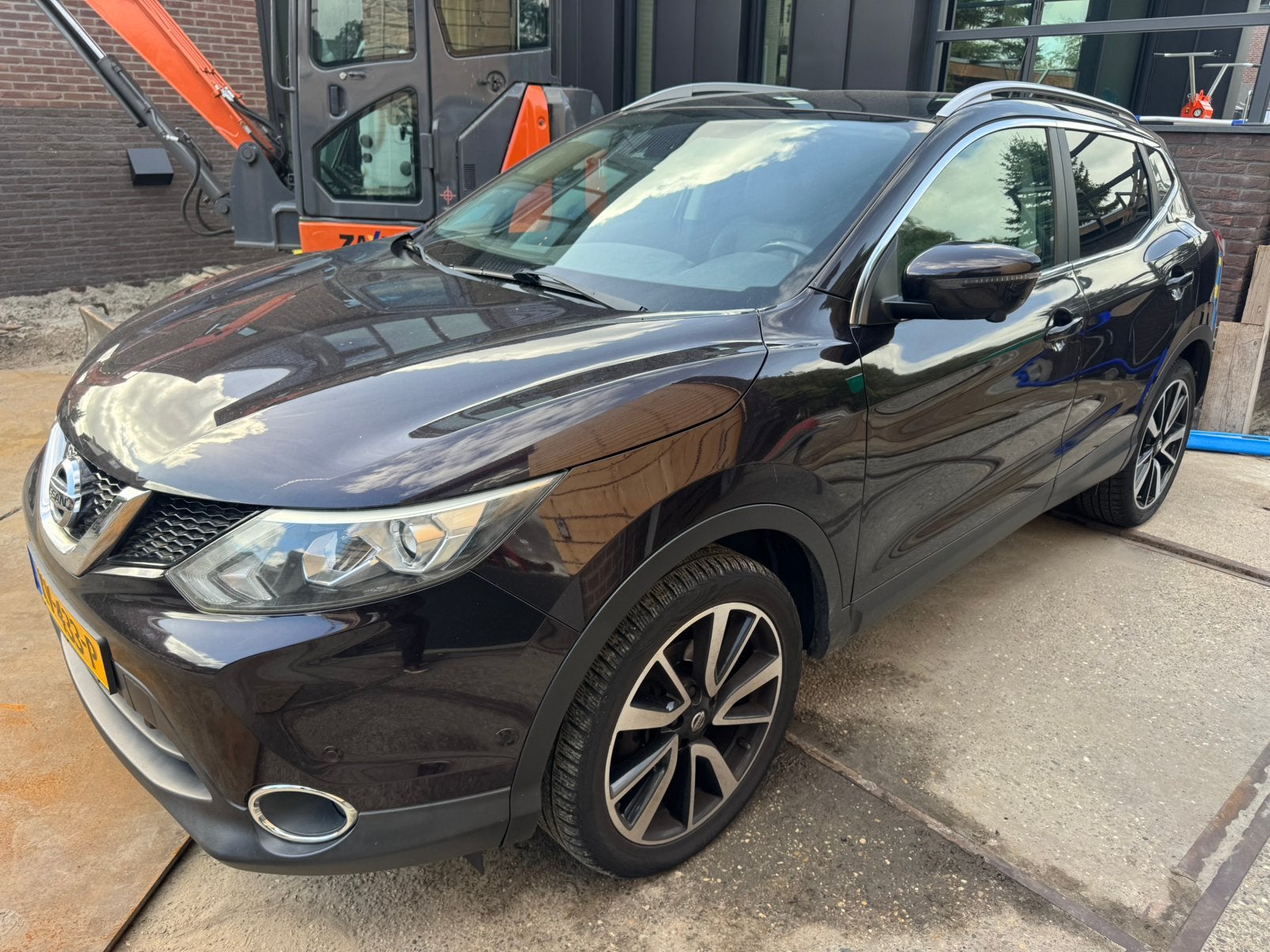 Nissan Qashqai 1.2 Dig-t 85KW 2WD CVT 2015, Auto's, 4 cilinders, Zwart, Leder, Stoelverwarming
