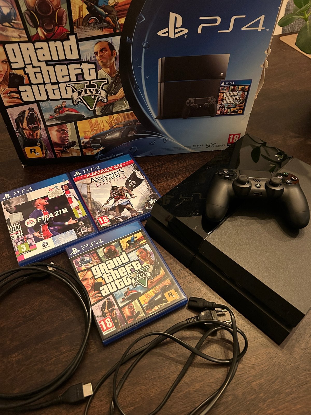 PlayStation 4 500GB met controller en 3 games, Ophalen, Zo goed als nieuw, Met 1 controller, Slim