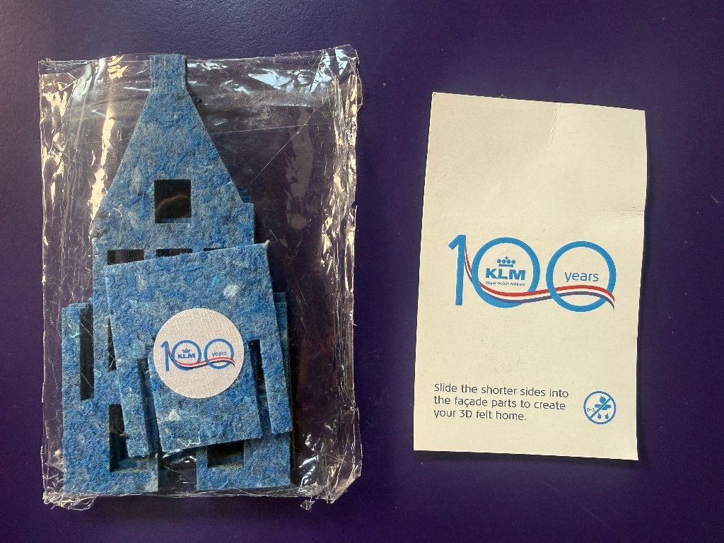 Vilten KLM huisje (100 jaar), Verzamelen, Ophalen of Verzenden, Zo goed als nieuw, 81 t/m 91