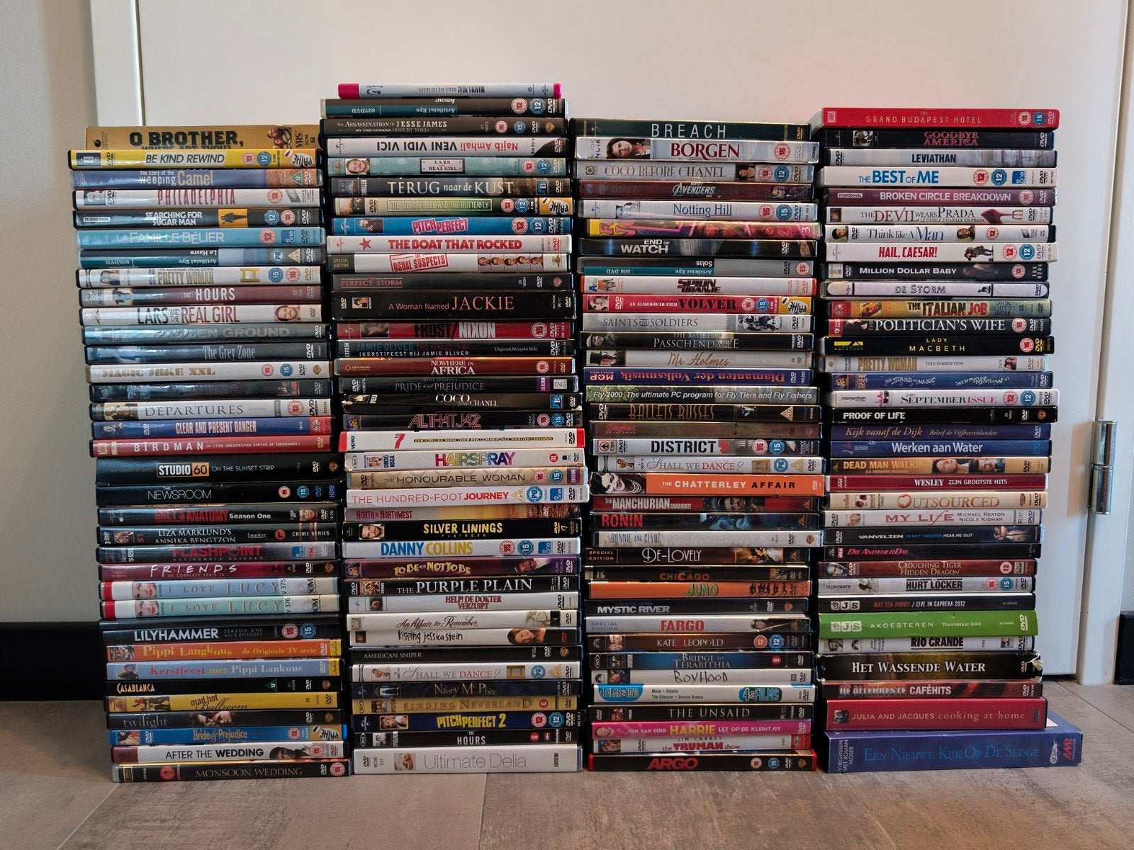 Grote partij dvds ca 840 stuks voor slechts €100, Alle leeftijden, Ophalen, Zo goed als nieuw