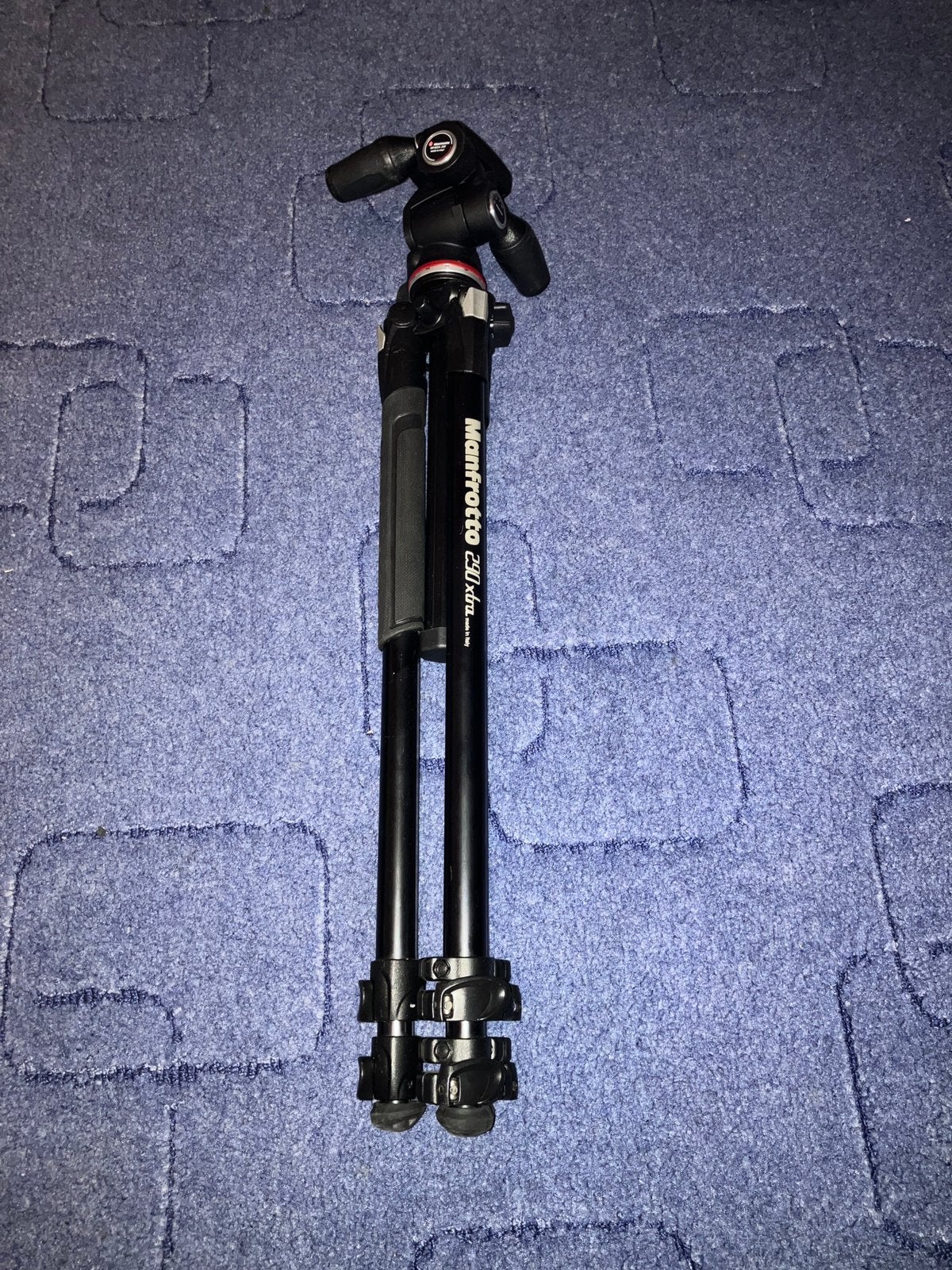 Statief Manfrotto 290 xtra, Ophalen, Gebruikt, Driepoot, Met balhoofd