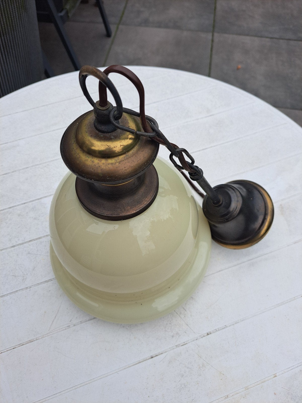 Vintage Hanglamp - Crèmekleurig Glas met Messing Details, Ophalen
