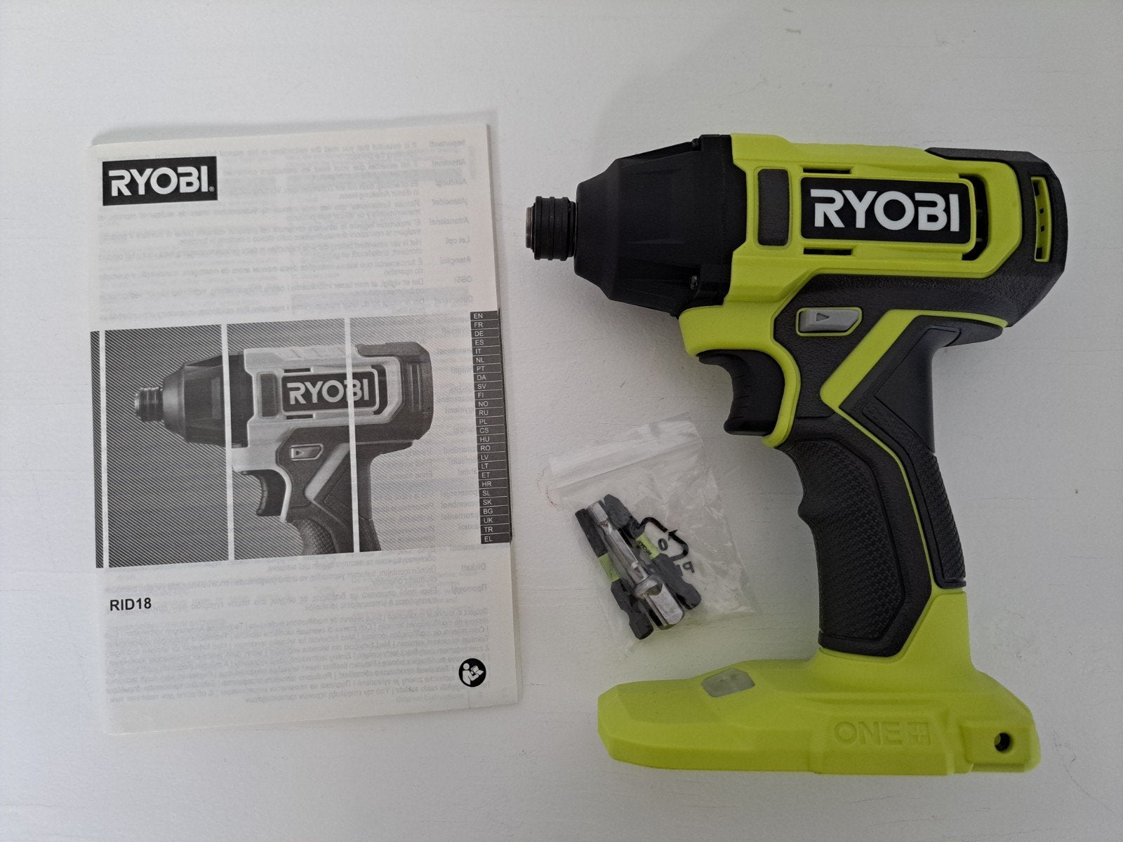 Ryobi RID18 Accu Slagschroevendraaier | 18V ONE+, Ophalen of Verzenden, Nieuw, Overige typen, Variabele snelheid