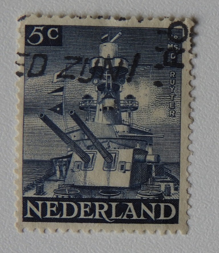 Postzegel 1944 Oorlogsschip H.R.M.S. De Ruyter //, Postzegels en Munten, Verzenden, Na 1940, Gestempeld